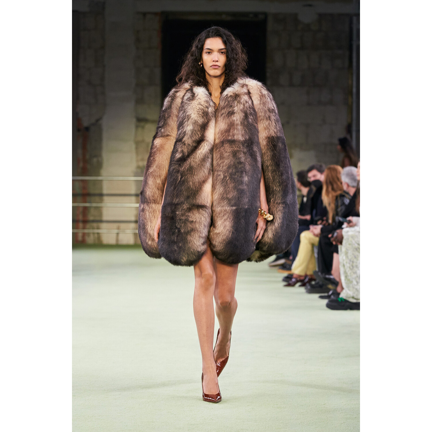 Фото Bottega Veneta Fall 2022 Collection / Bottega Veneta осень-зима 2022