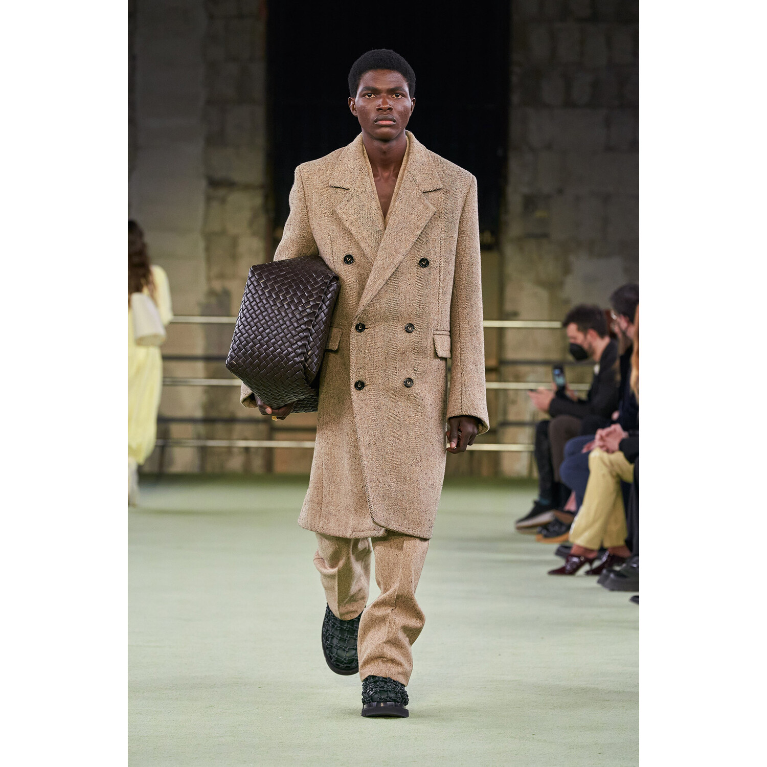 Фото Bottega Veneta Fall 2022 Collection / Bottega Veneta осень-зима 2022