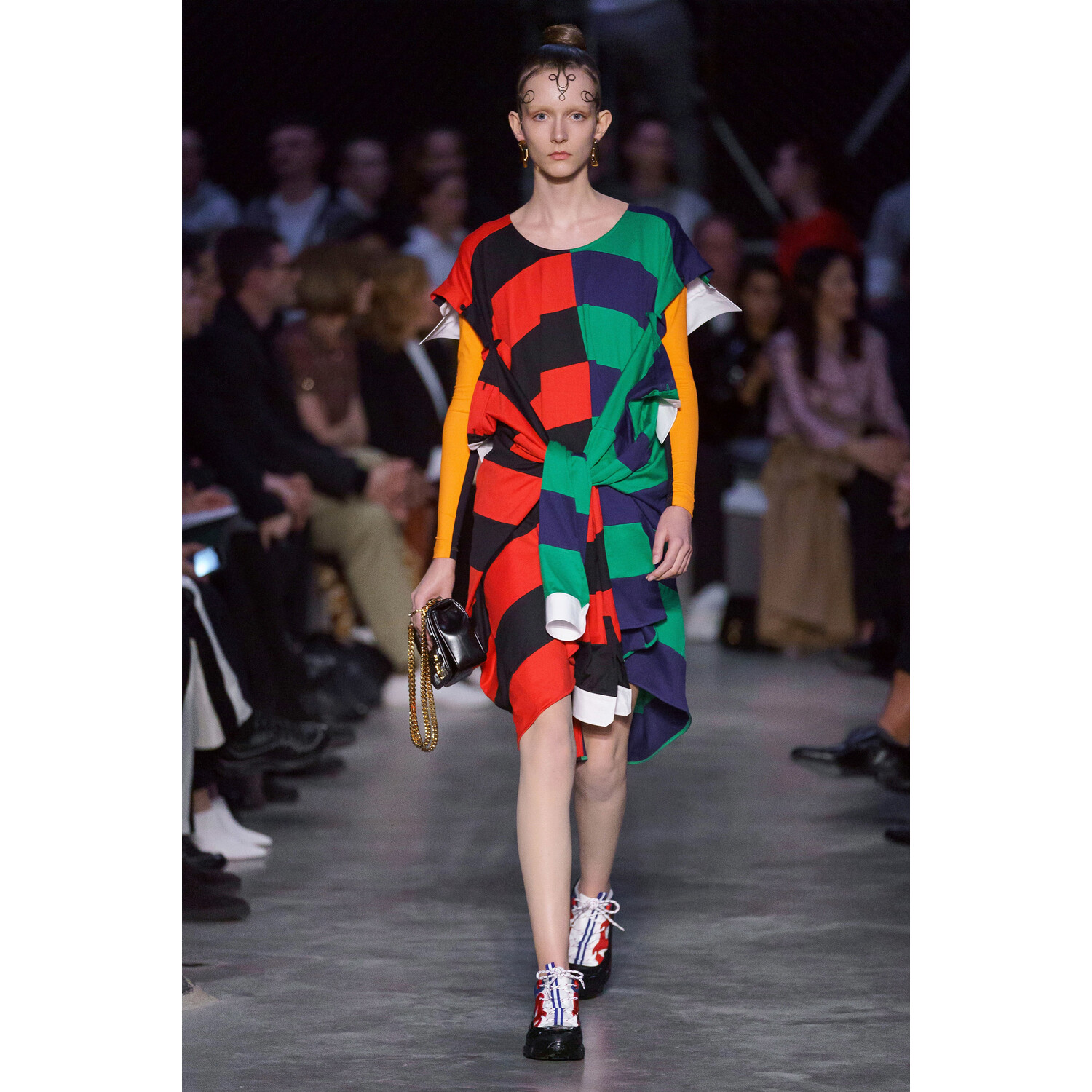 Фото Burberry Fall 2019 Ready-to-Wear / Burberry осень 2019 / Неделя моды: Лондон