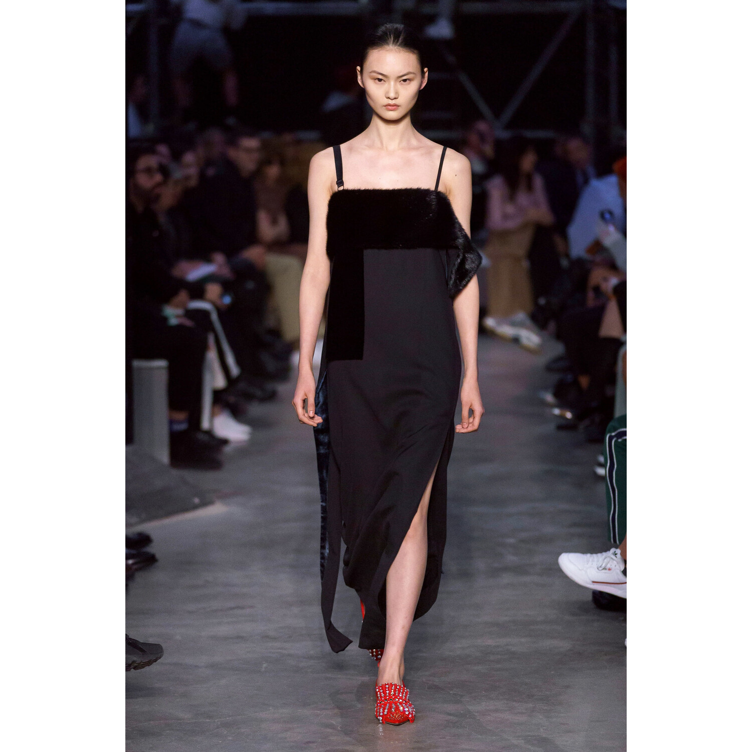 Фото Burberry Fall 2019 Ready-to-Wear / Burberry осень 2019 / Неделя моды: Лондон