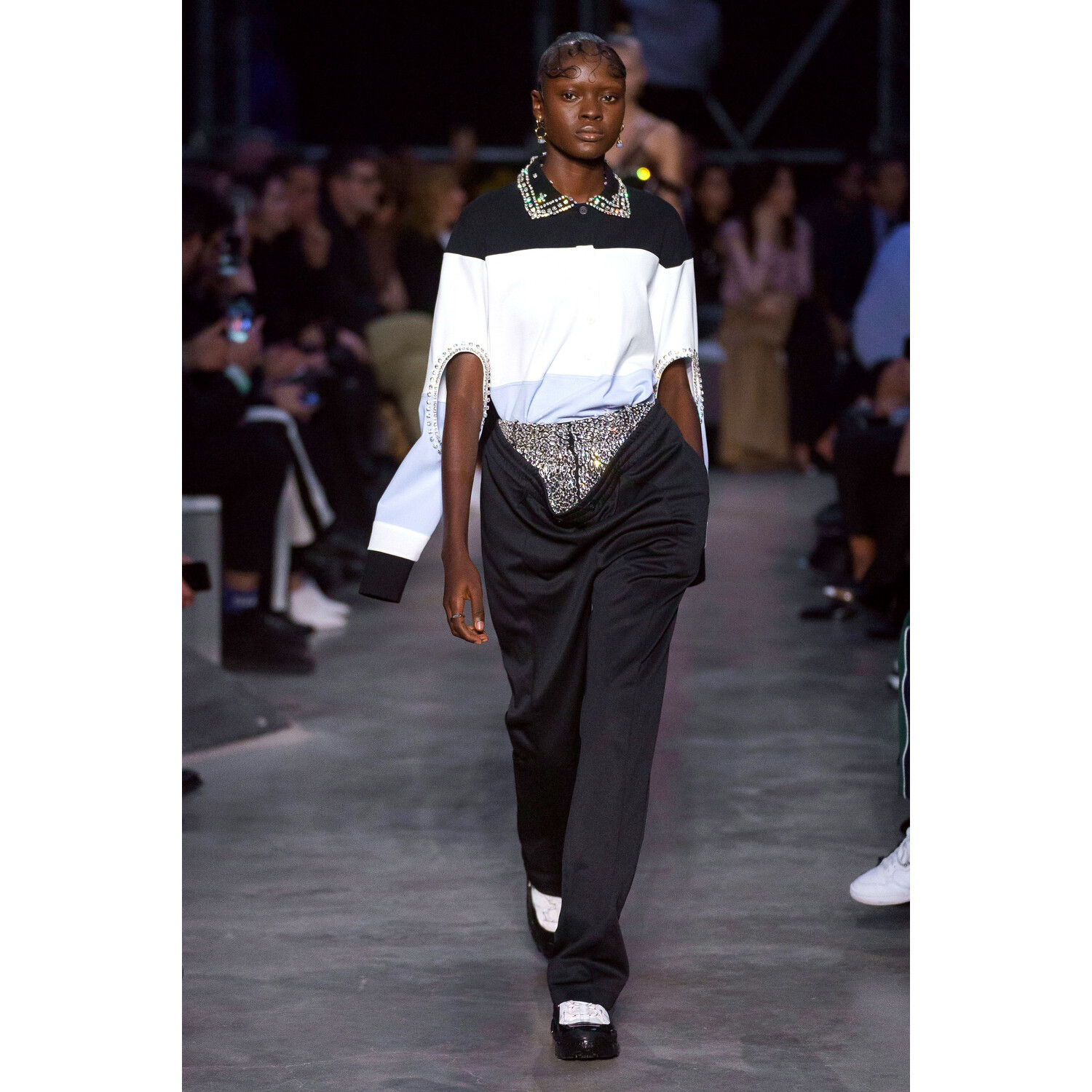 Фото Burberry Fall 2019 Ready-to-Wear / Burberry осень 2019 / Неделя моды: Лондон