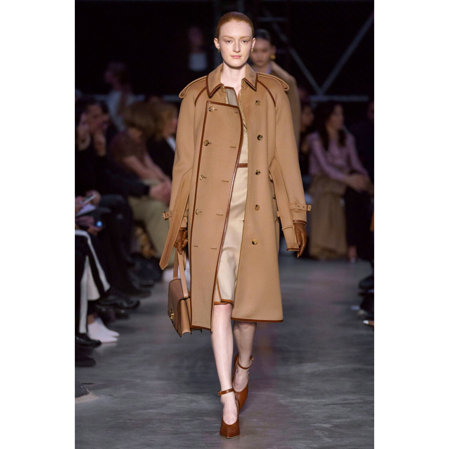Фото Burberry Fall 2019 Ready-to-Wear / Burberry осень 2019 / Неделя моды: Лондон