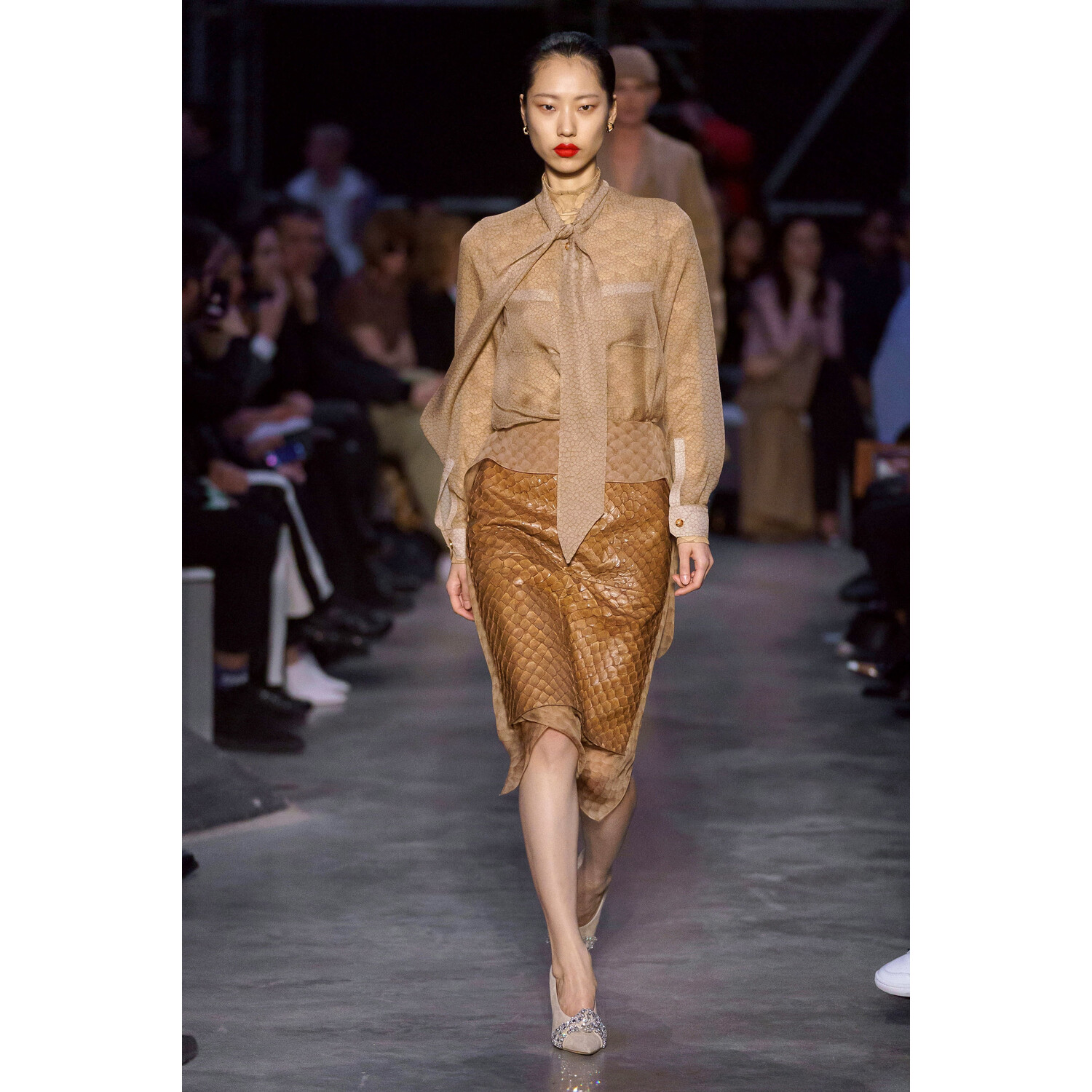 Фото Burberry Fall 2019 Ready-to-Wear / Burberry осень 2019 / Неделя моды: Лондон