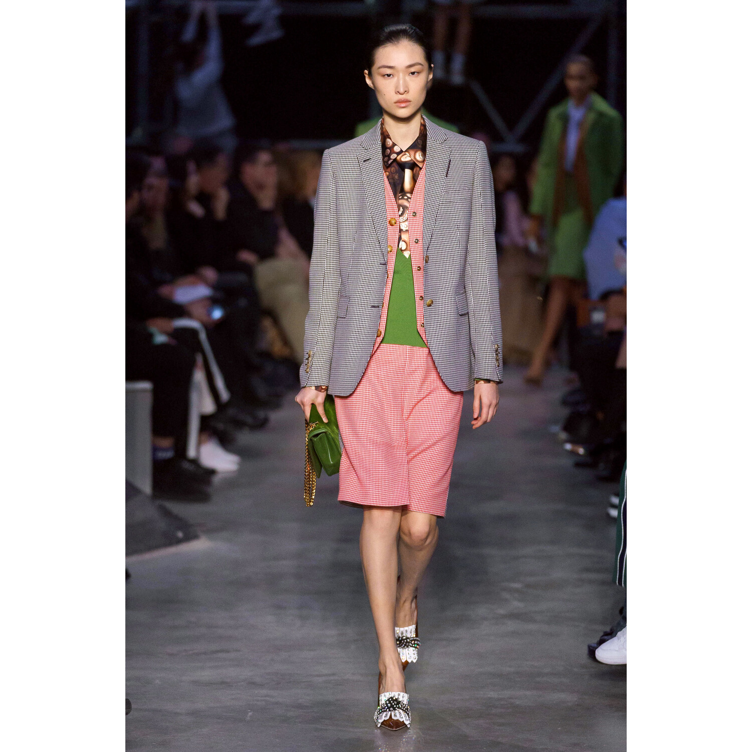 Фото Burberry Fall 2019 Ready-to-Wear / Burberry осень 2019 / Неделя моды: Лондон
