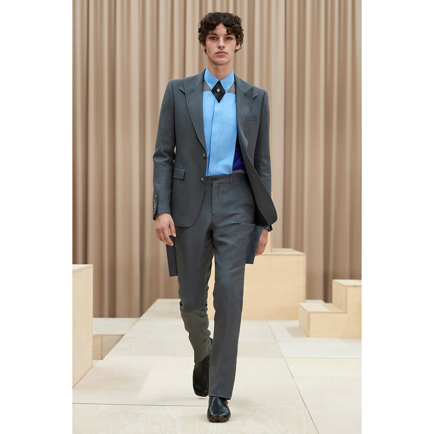 Фото Burberry Fall-Winter 2021 Menswear Collection / Коллекция Burberry осень-зима 2021