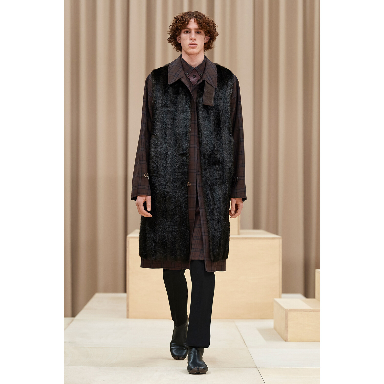 Фото Burberry Fall-Winter 2021 Menswear Collection / Коллекция Burberry осень-зима 2021