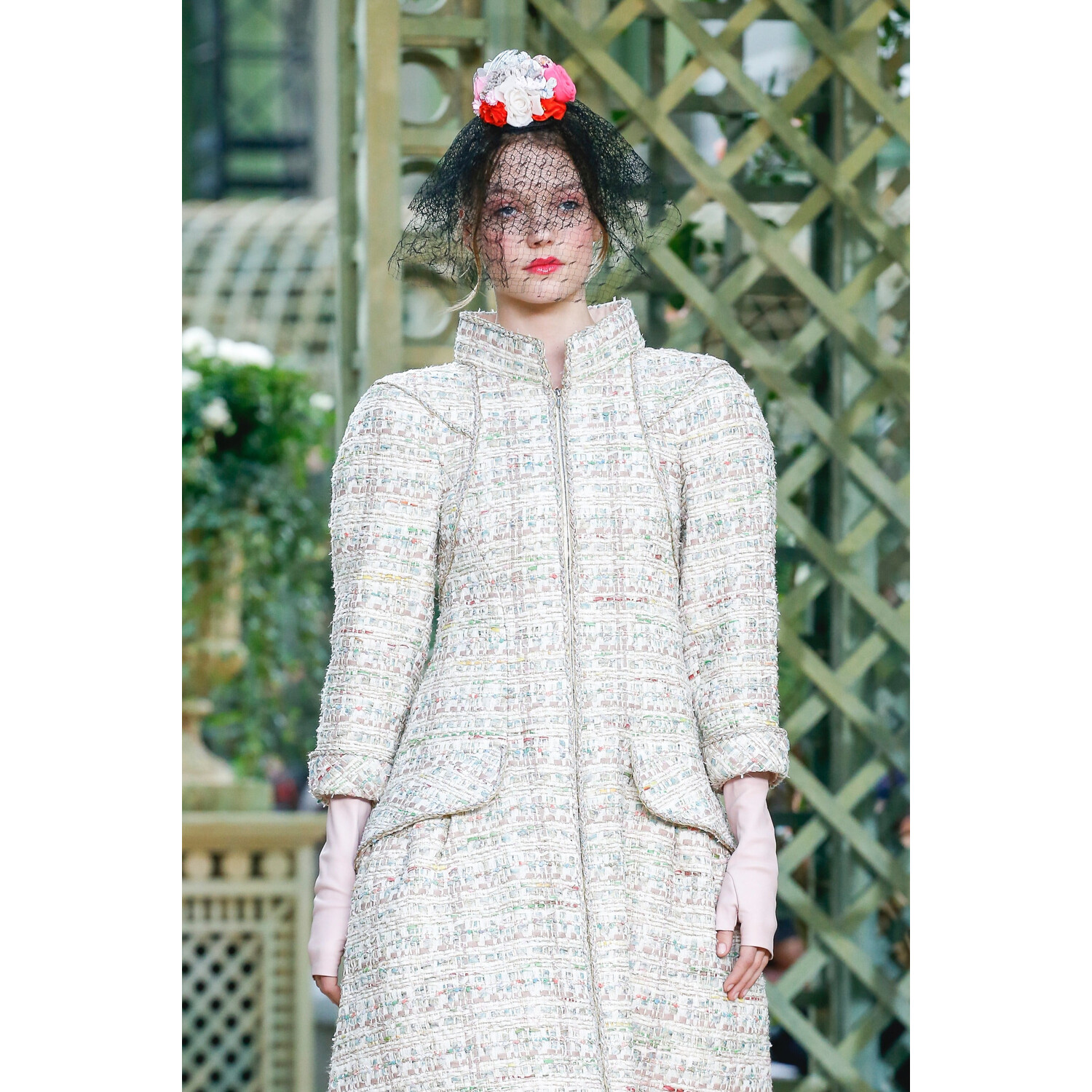 Фото Details Chanel spring 2018 couture Paris PFW коллекция 2018 Детали коллекции Шанель кутюр лето 2018 неделя высокой моды в Париже Mainstyles