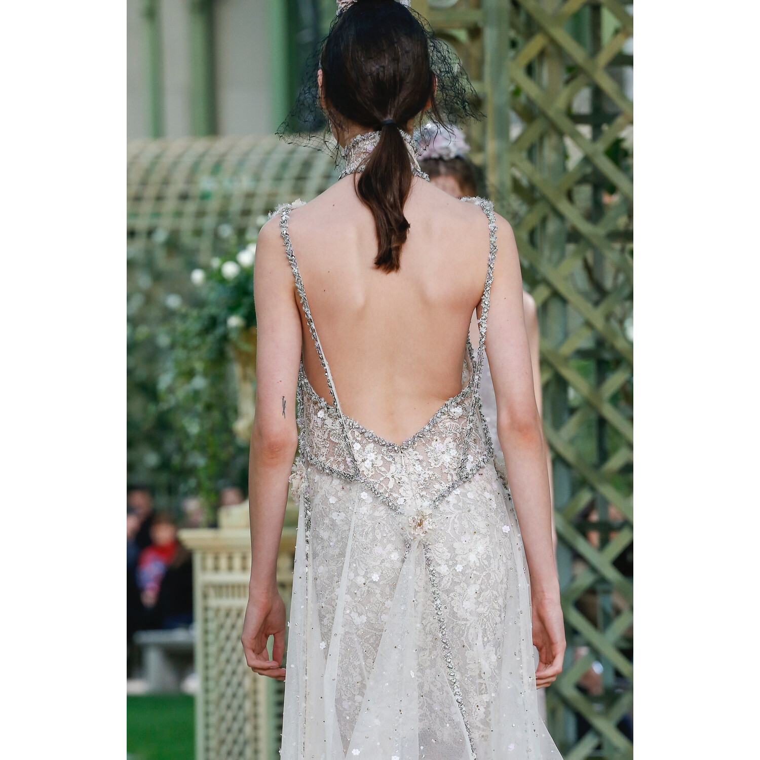 Фото Details Chanel spring 2018 couture Paris PFW коллекция 2018 Детали коллекции Шанель кутюр лето 2018 неделя высокой моды в Париже Mainstyles
