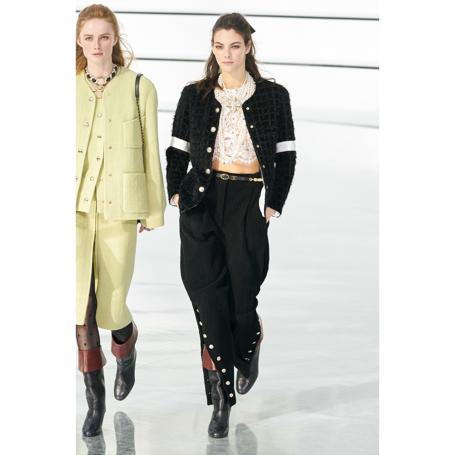 Фото Chanel Fall 2020 Ready-to-Wear / Chanel осень 2020 / Неделя моды: Париж