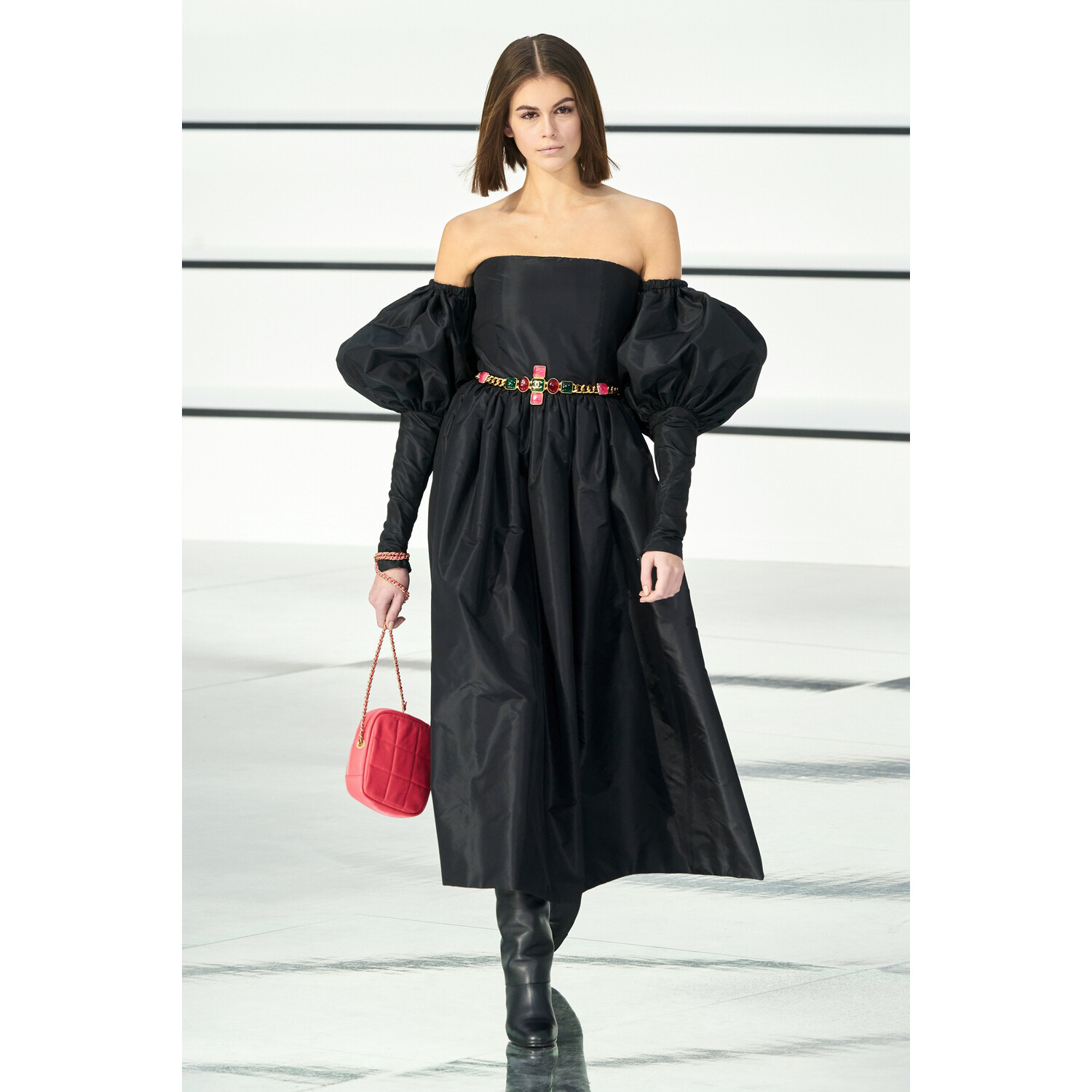 Фото Chanel Fall 2020 Ready-to-Wear / Chanel осень 2020 / Неделя моды: Париж