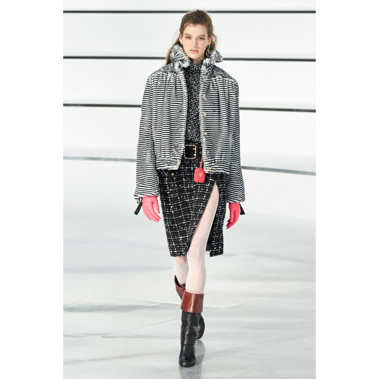 Фото Chanel Fall 2020 Ready-to-Wear / Chanel осень 2020 / Неделя моды: Париж