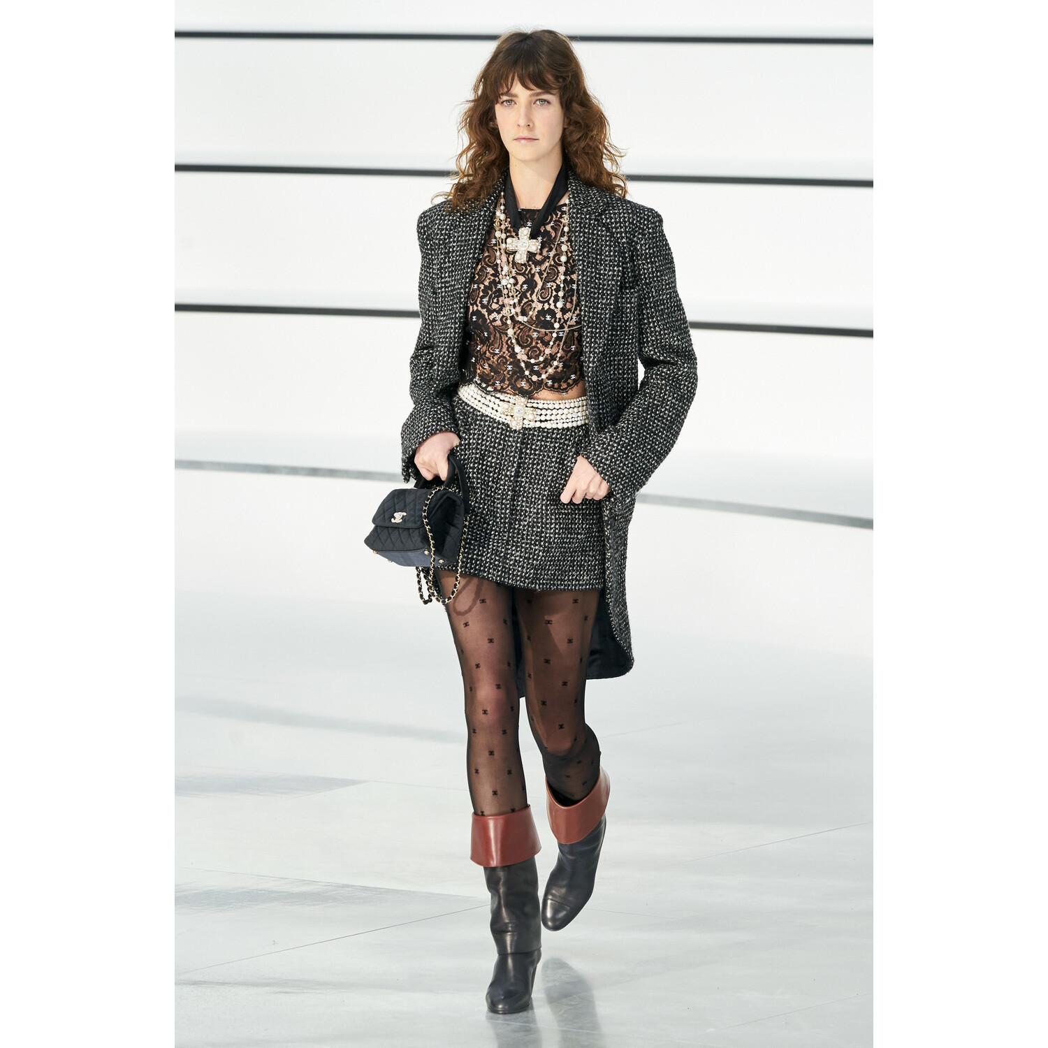 Фото Chanel Fall 2020 Ready-to-Wear / Chanel осень 2020 / Неделя моды: Париж