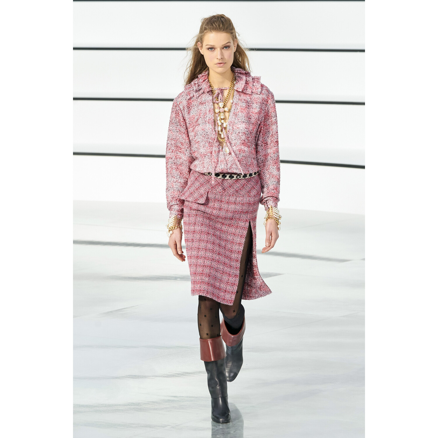Фото Chanel Fall 2020 Ready-to-Wear / Chanel осень 2020 / Неделя моды: Париж