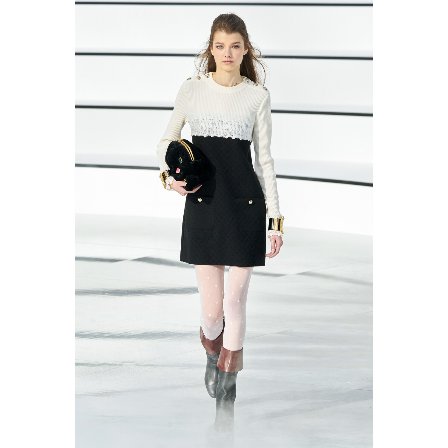 Фото Chanel Fall 2020 Ready-to-Wear / Chanel осень 2020 / Неделя моды: Париж