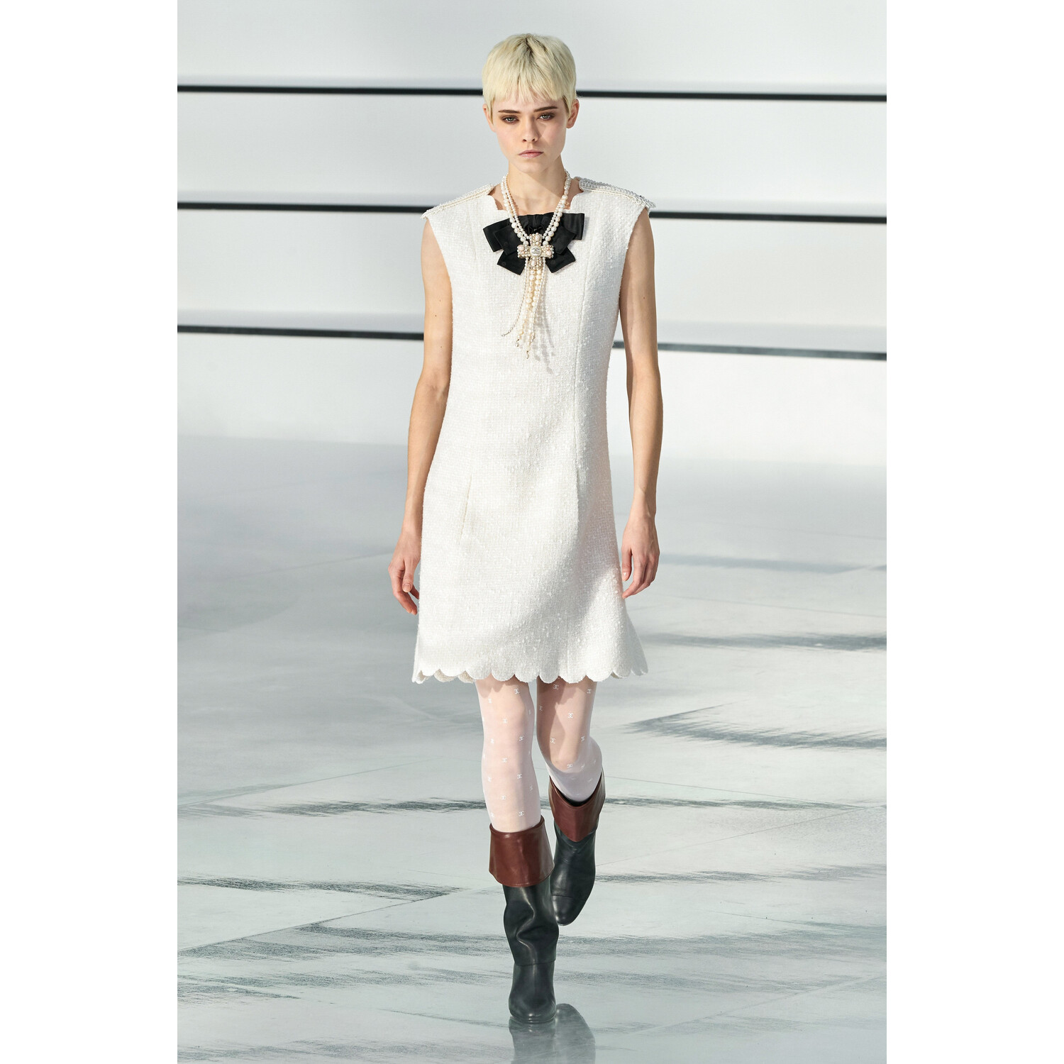 Фото Chanel Fall 2020 Ready-to-Wear / Chanel осень 2020 / Неделя моды: Париж