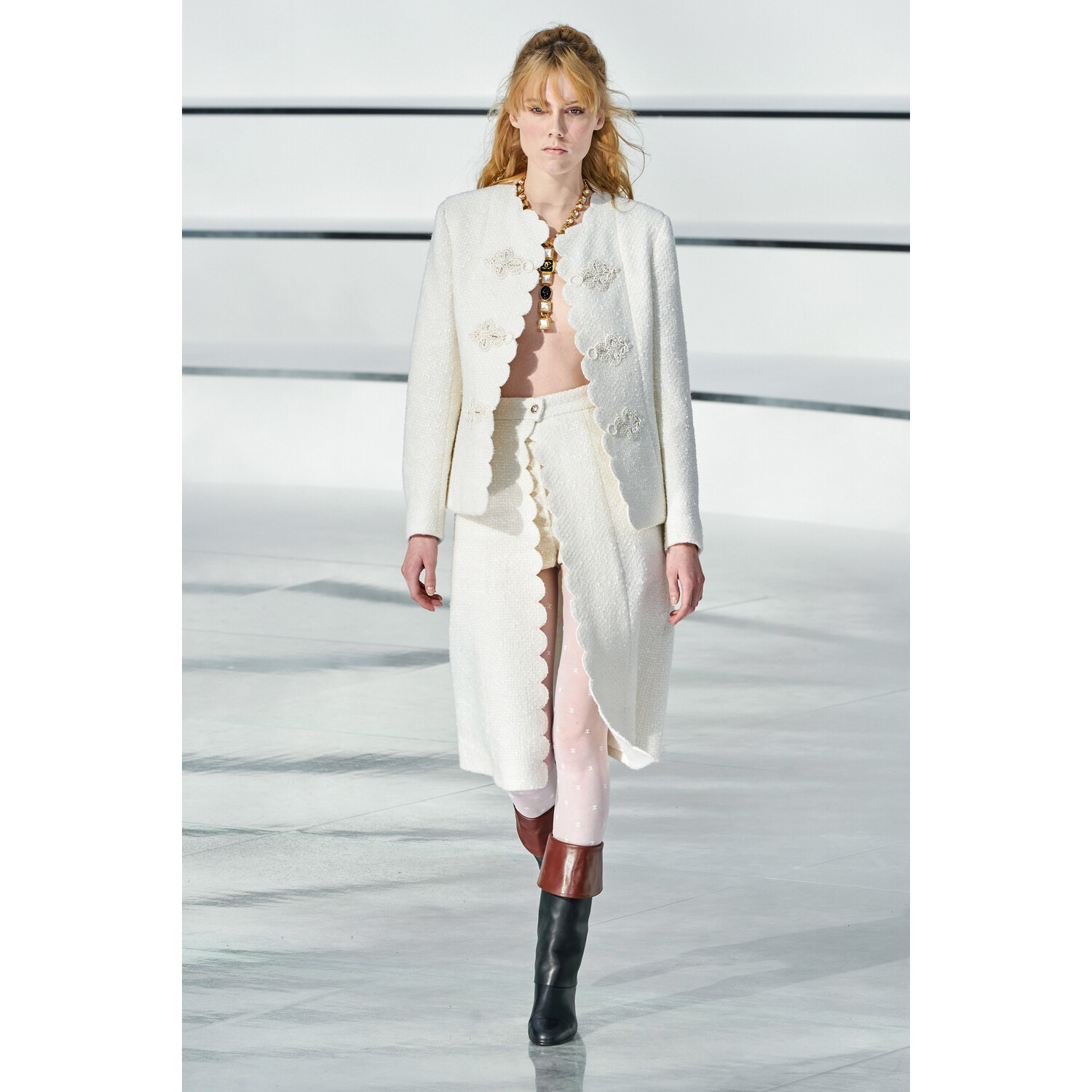 Фото Chanel Fall 2020 Ready-to-Wear / Chanel осень 2020 / Неделя моды: Париж