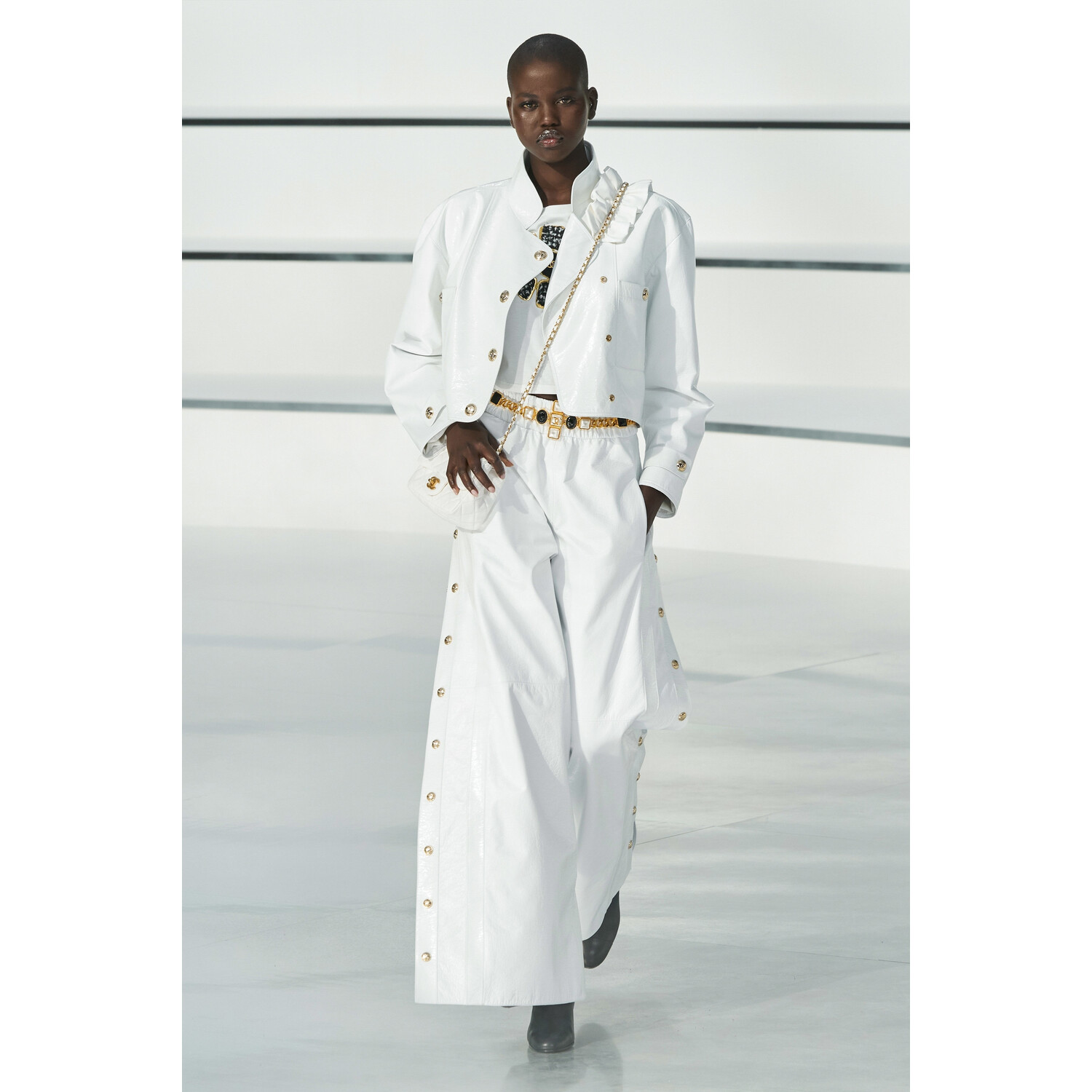 Фото Chanel Fall 2020 Ready-to-Wear / Chanel осень 2020 / Неделя моды: Париж