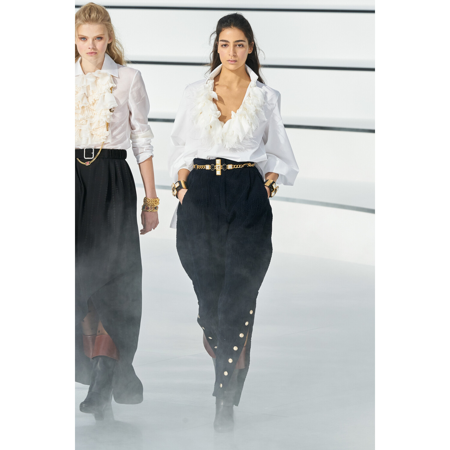 Фото Chanel Fall 2020 Ready-to-Wear / Chanel осень 2020 / Неделя моды: Париж