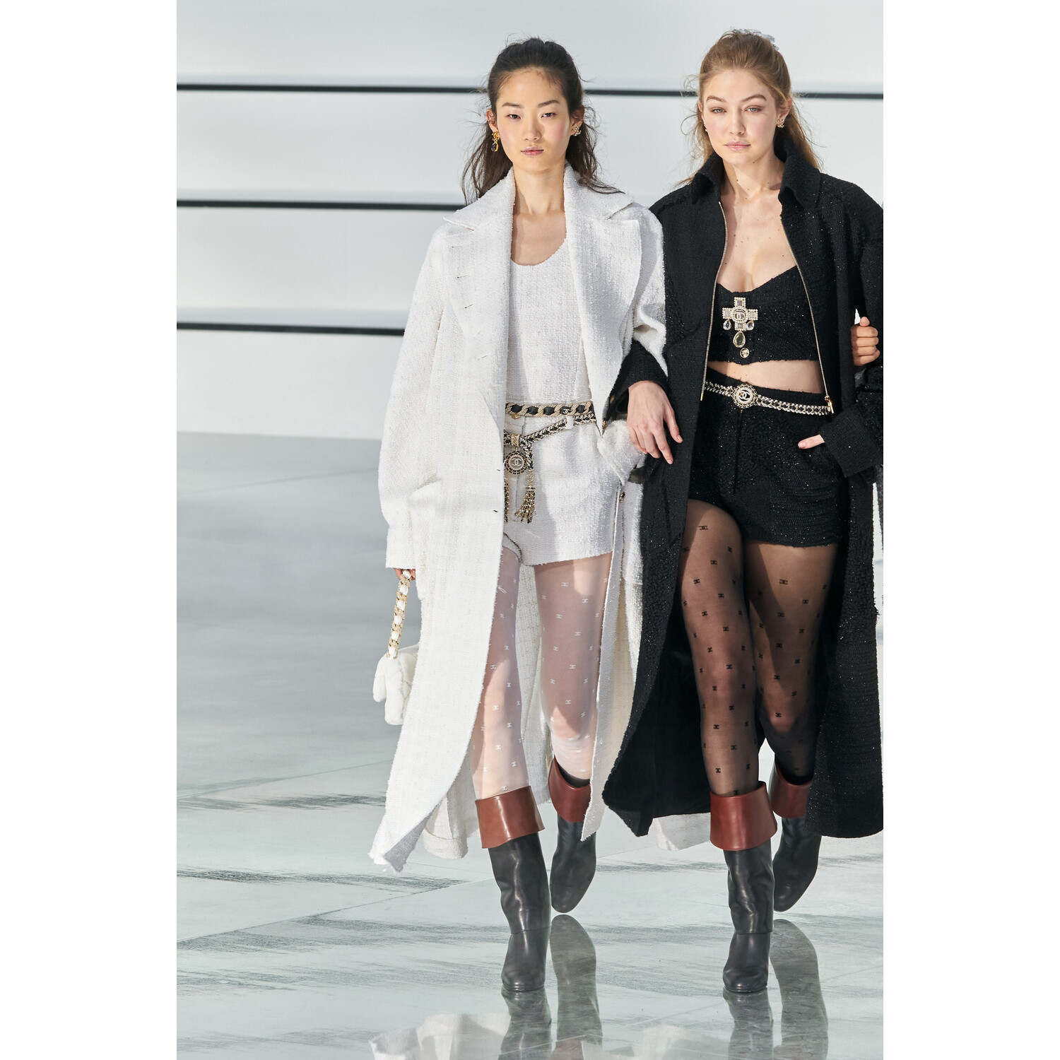 Фото Chanel Fall 2020 Ready-to-Wear / Chanel осень 2020 / Неделя моды: Париж