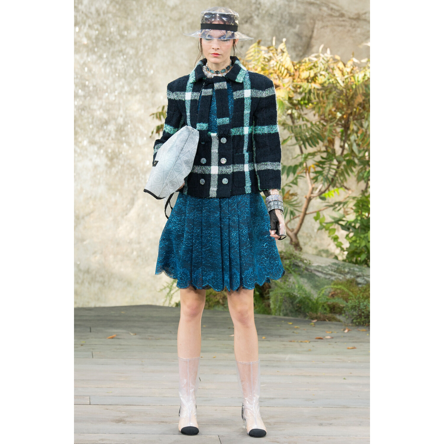 Фото Chanel SPRING/SUMMER 2018 READY-TO-WEAR Chanel весна-лето 2018
