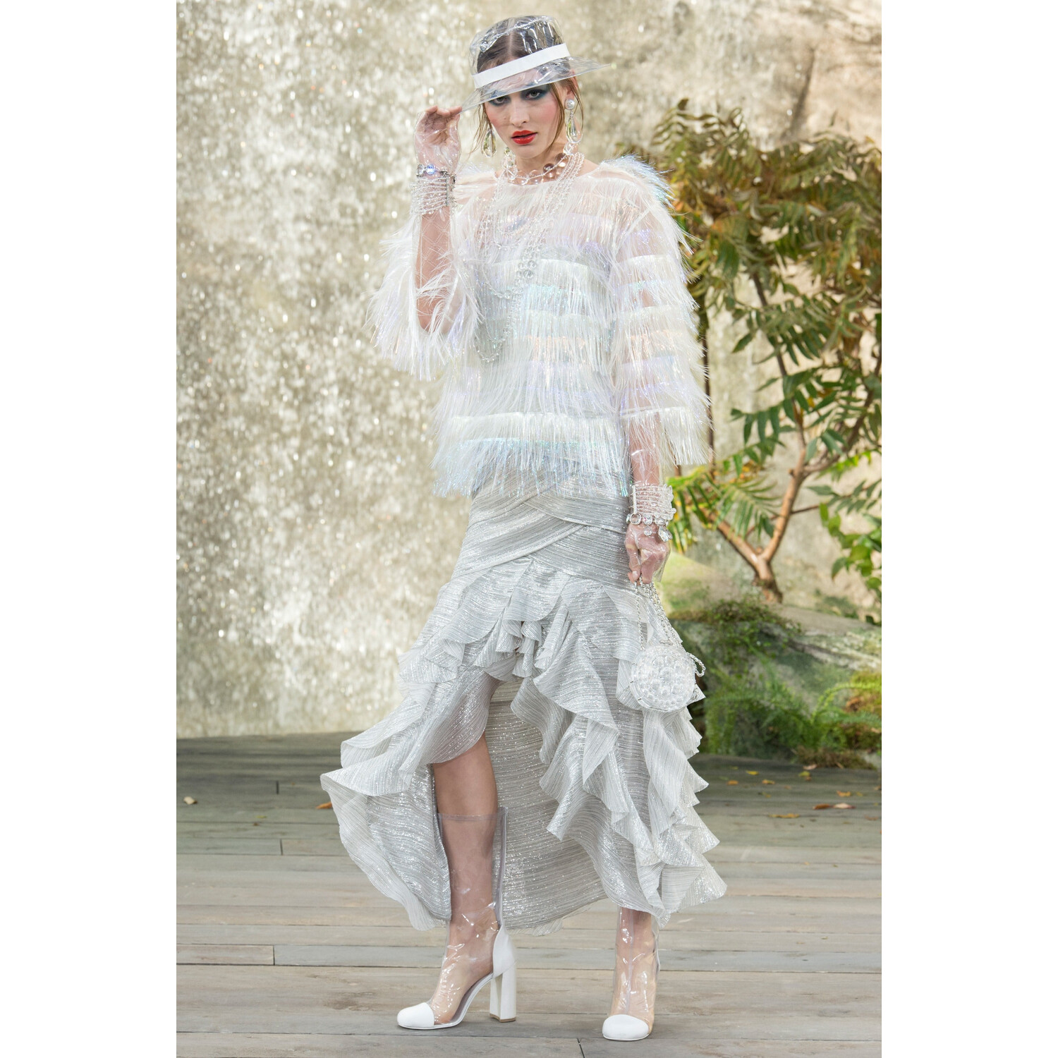 Фото Chanel SPRING/SUMMER 2018 READY-TO-WEAR Chanel весна-лето 2018