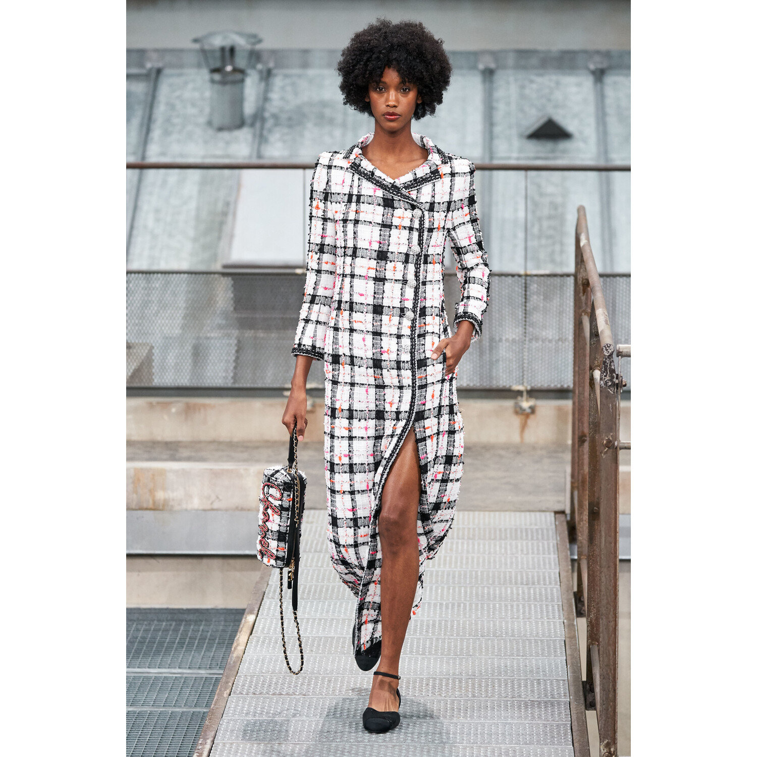 Фото Chanel Spring 2020 / Chanel весна-лето 2020 / Неделя моды: Париж