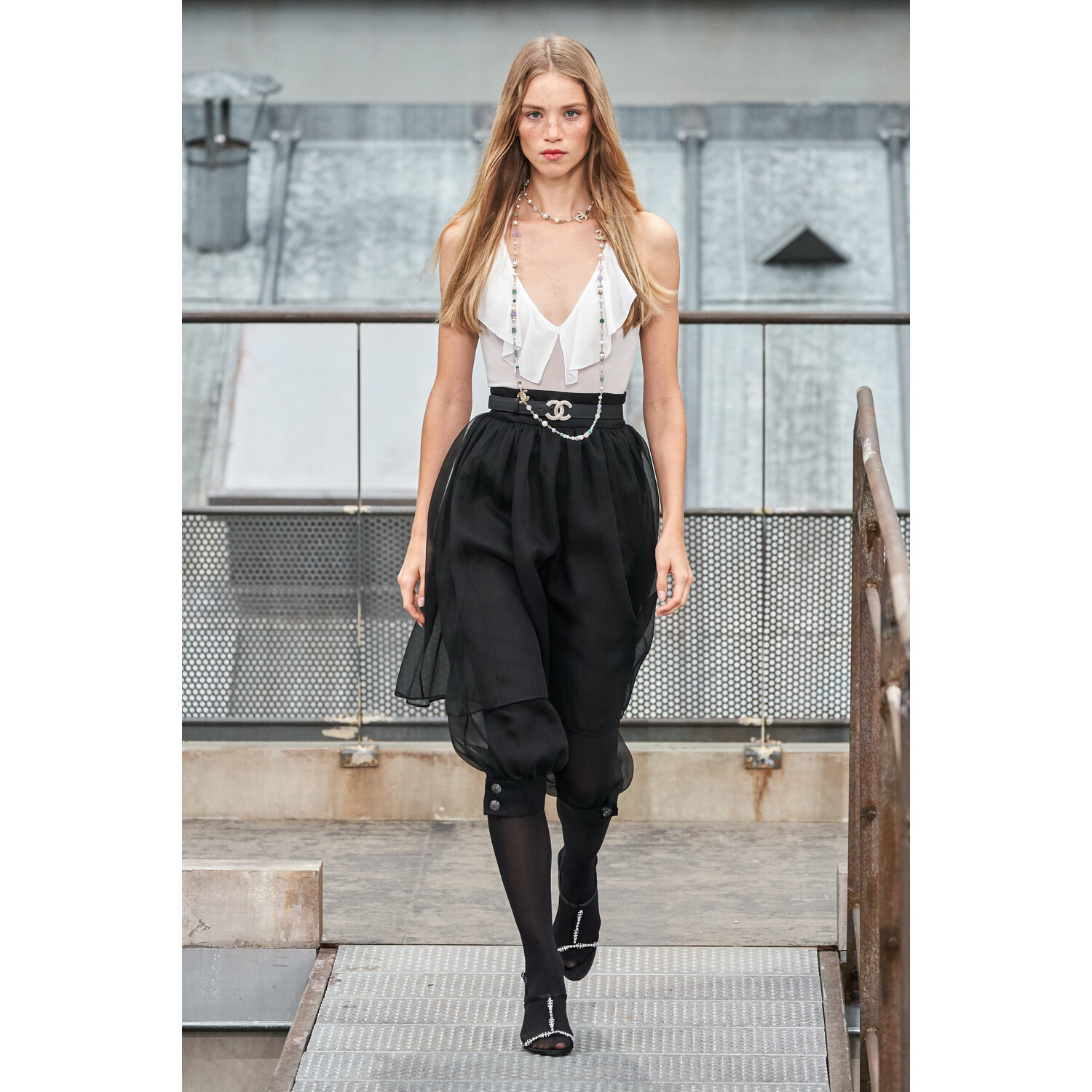 Фото Chanel Spring 2020 / Chanel весна-лето 2020 / Неделя моды: Париж
