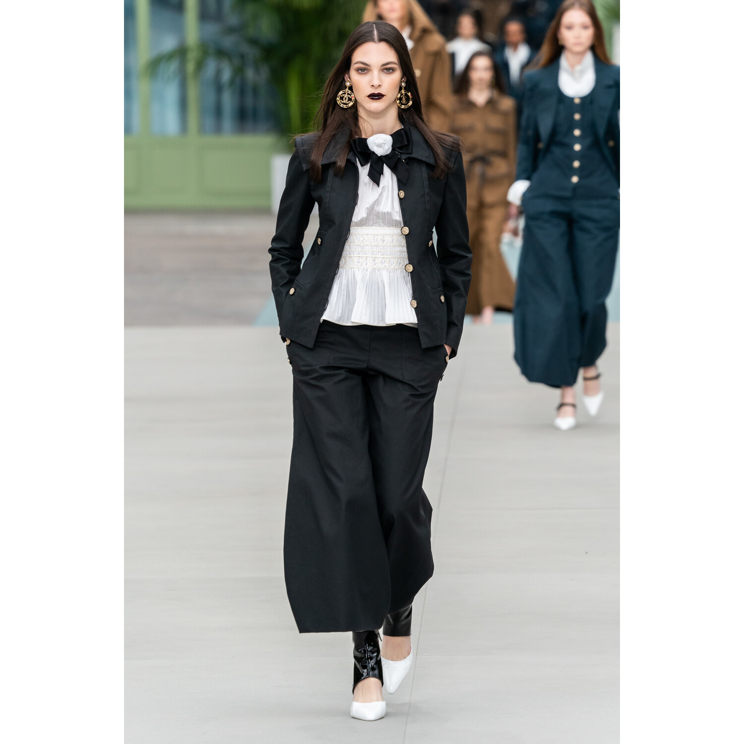 Фото Chanel Resort 2020 Fashion show / Chanel круизная коллекция 2020