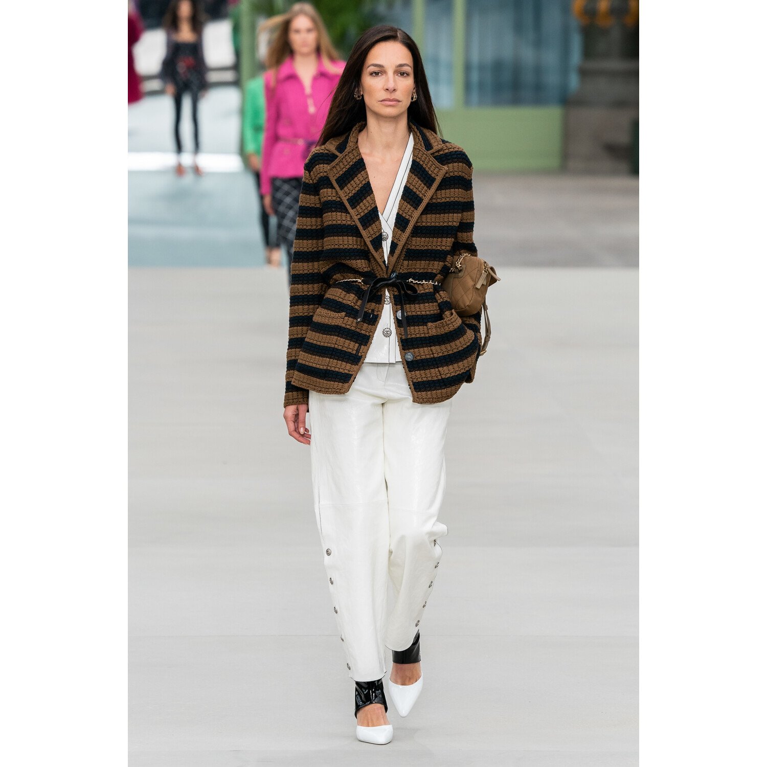 Фото Chanel Resort 2020 Fashion show / Chanel круизная коллекция 2020