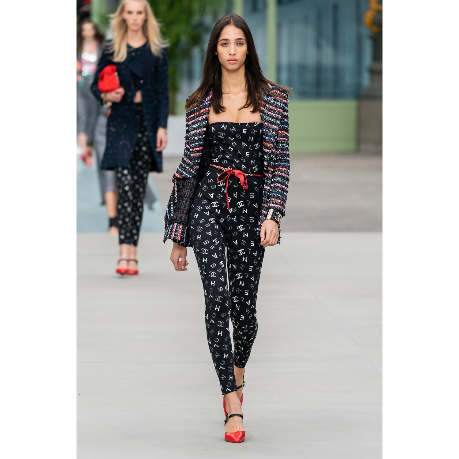 Фото Chanel Resort 2020 Fashion show / Chanel круизная коллекция 2020