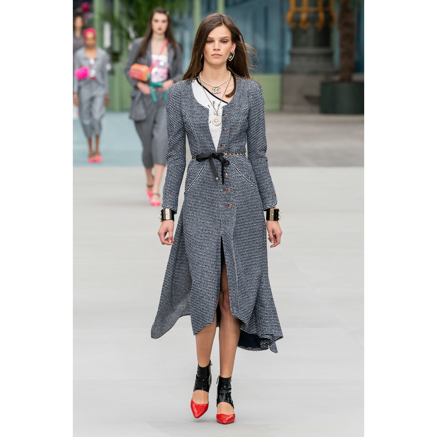 Фото Chanel Resort 2020 Fashion show / Chanel круизная коллекция 2020