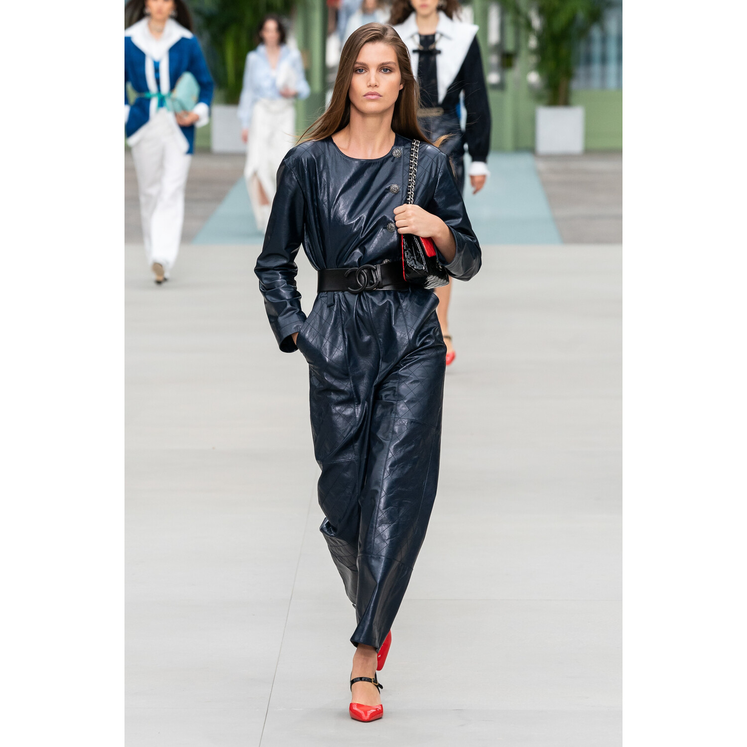 Фото Chanel Resort 2020 Fashion show / Chanel круизная коллекция 2020