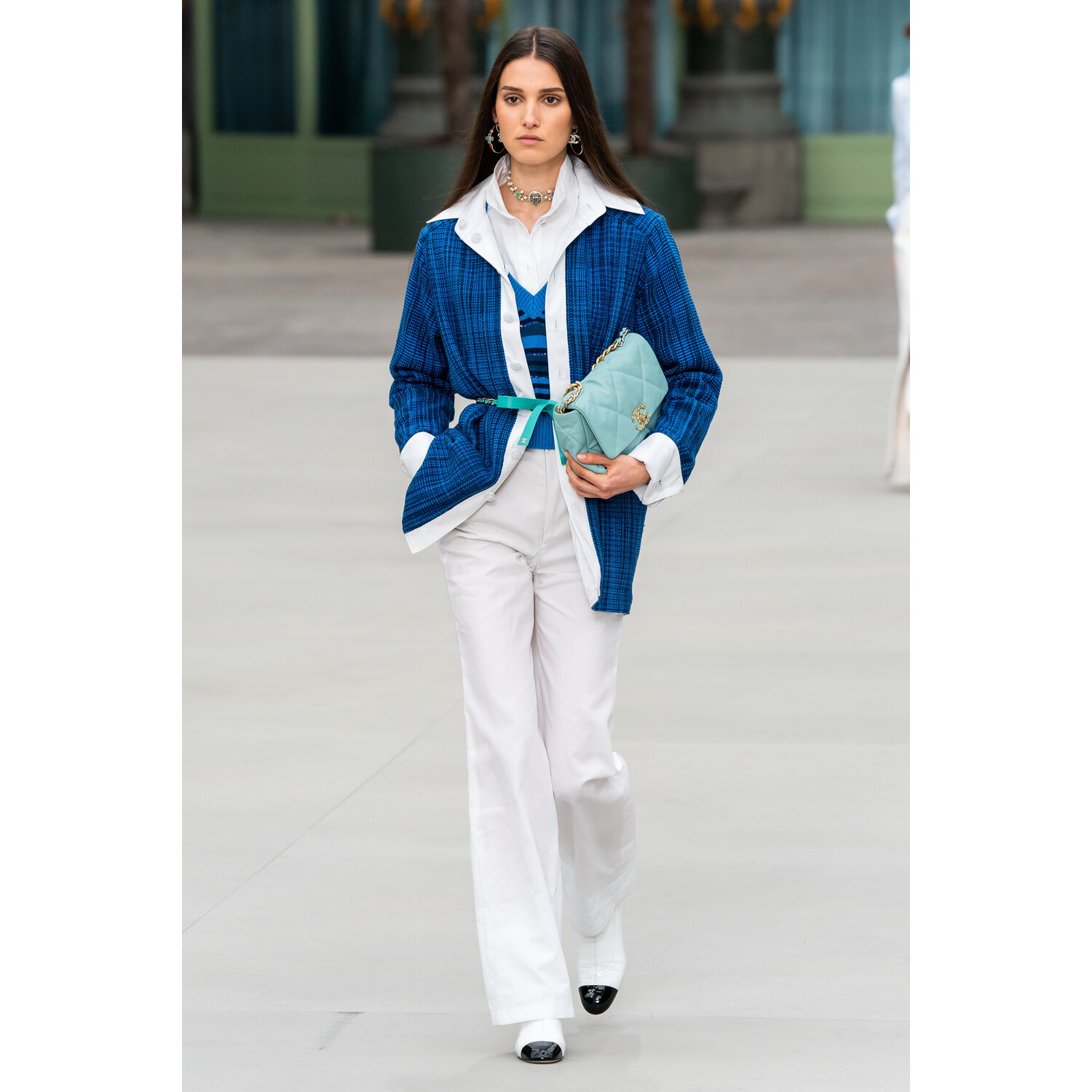 Фото Chanel Resort 2020 Fashion show / Chanel круизная коллекция 2020