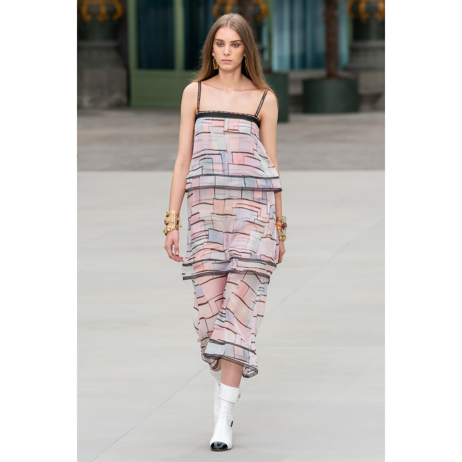 Фото Chanel Resort 2020 Fashion show / Chanel круизная коллекция 2020