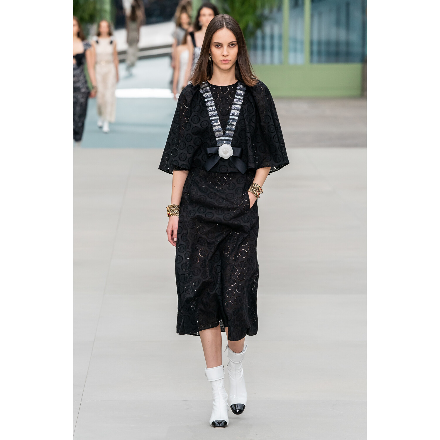 Фото Chanel Resort 2020 Fashion show / Chanel круизная коллекция 2020