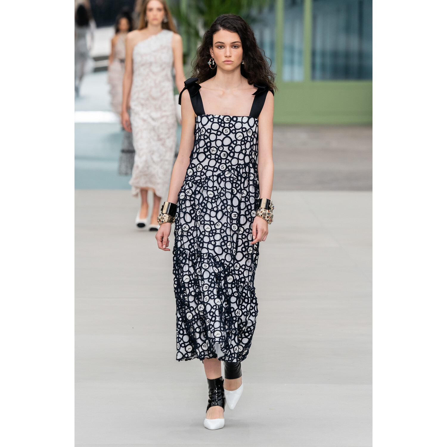 Фото Chanel Resort 2020 Fashion show / Chanel круизная коллекция 2020