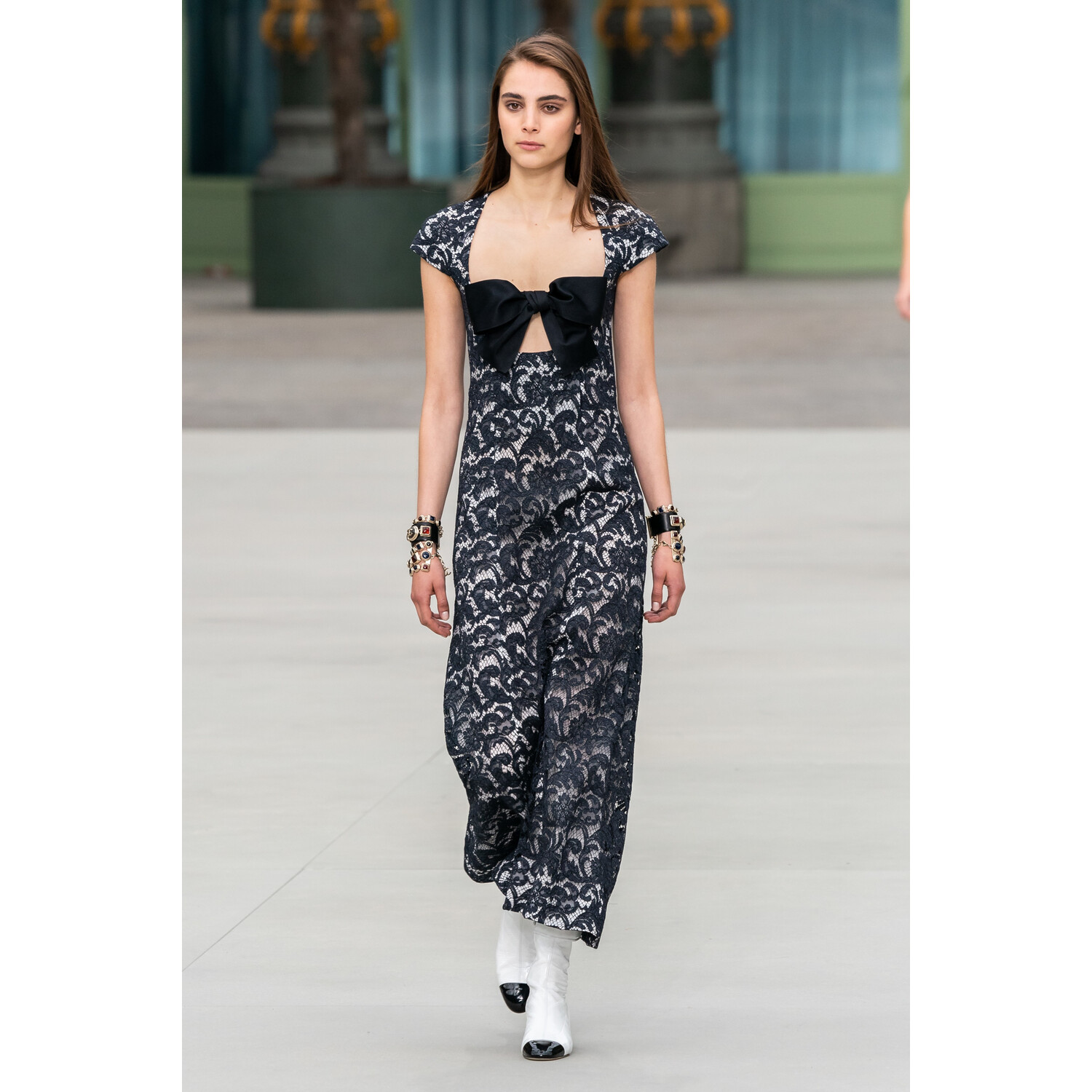 Фото Chanel Resort 2020 Fashion show / Chanel круизная коллекция 2020