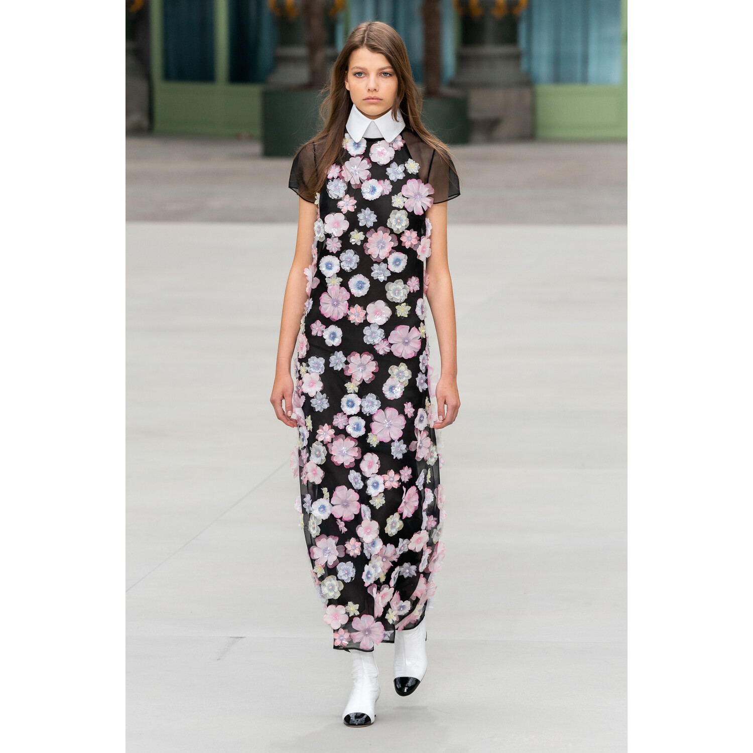 Фото Chanel Resort 2020 Fashion show / Chanel круизная коллекция 2020