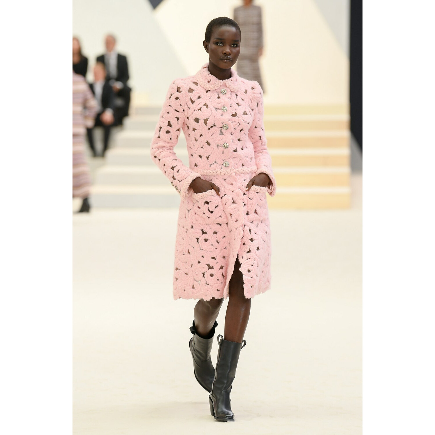 Фото Chanel Couture коллекция осень 2022 / Chanel Couture Fall 2022