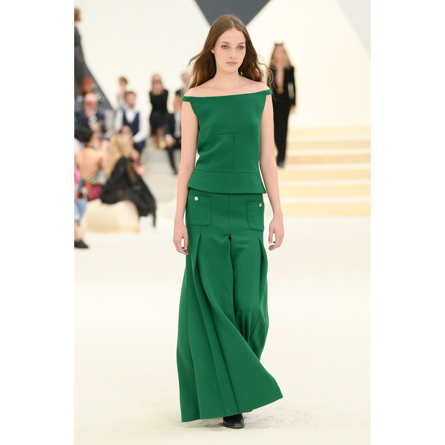 Фото Chanel Couture коллекция осень 2022 / Chanel Couture Fall 2022