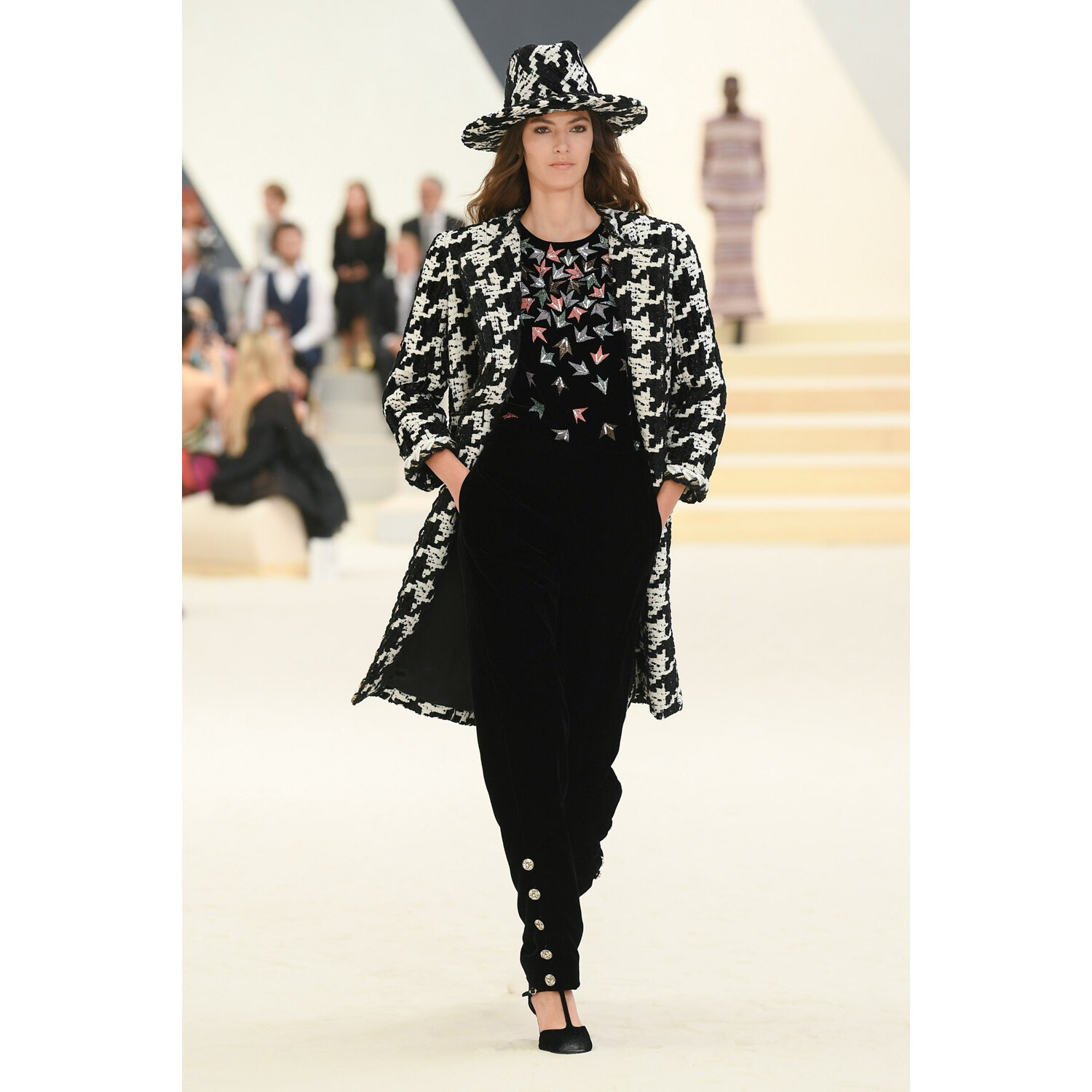 Фото Chanel Couture коллекция осень 2022 / Chanel Couture Fall 2022