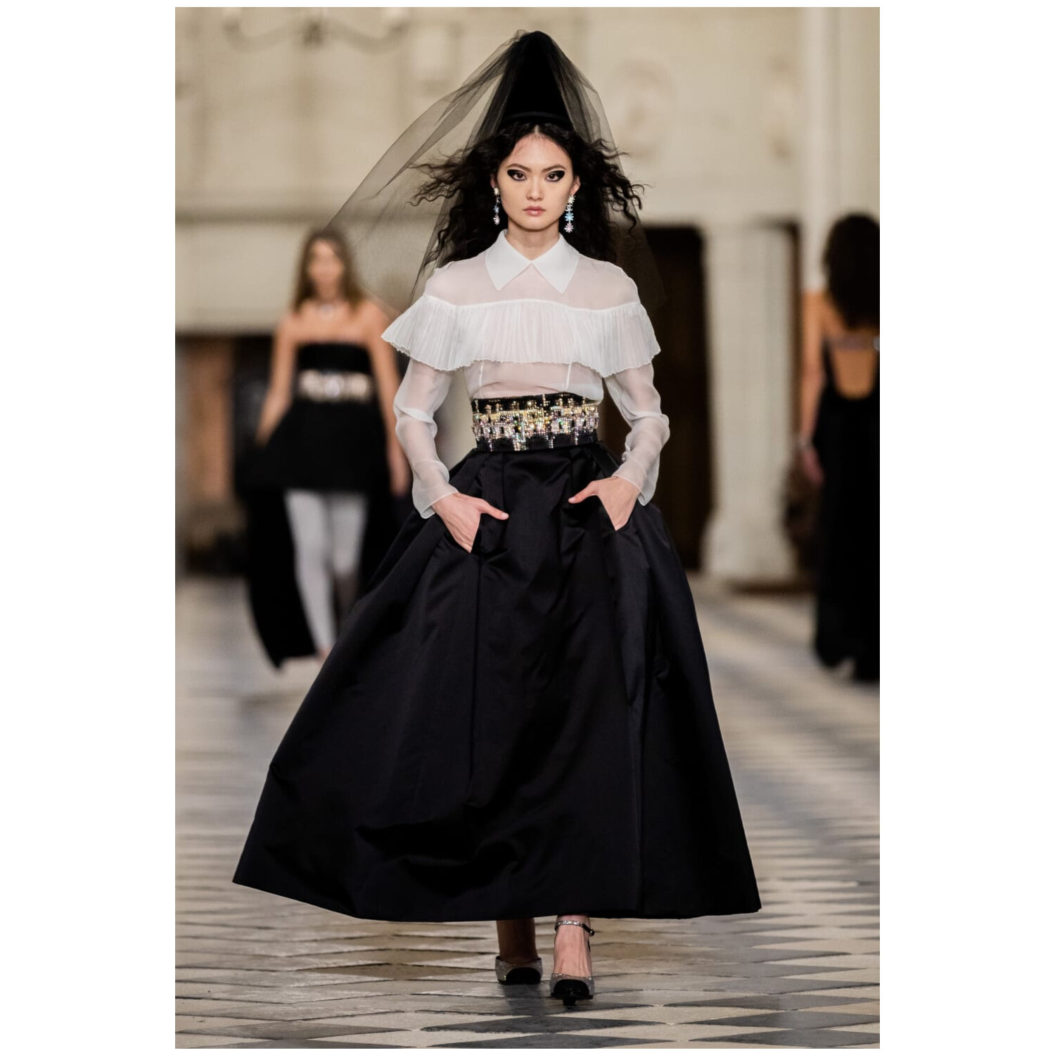 Фото Chanel Métiers d’Art Pre-Fall 2021 Collection / Коллекция Chanel осень 2021