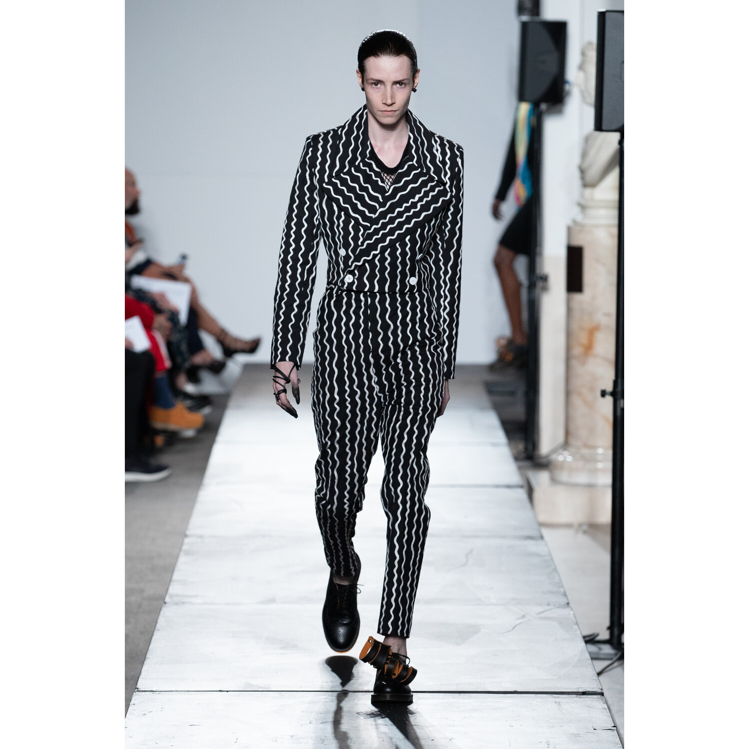 Фото Charles Jeffrey Loverboy Spring 2020 Menswear / Charles Jeffrey Loverboy весна- лето 2020 / Неделя моды: Лондон