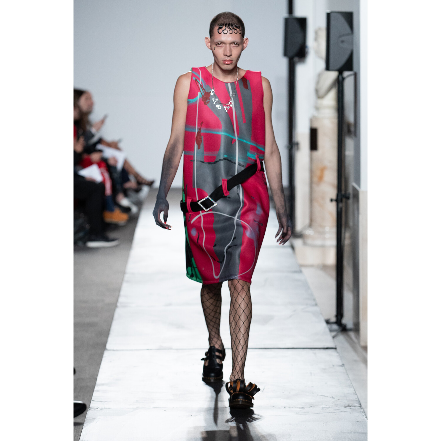 Фото Charles Jeffrey Loverboy Spring 2020 Menswear / Charles Jeffrey Loverboy весна- лето 2020 / Неделя моды: Лондон