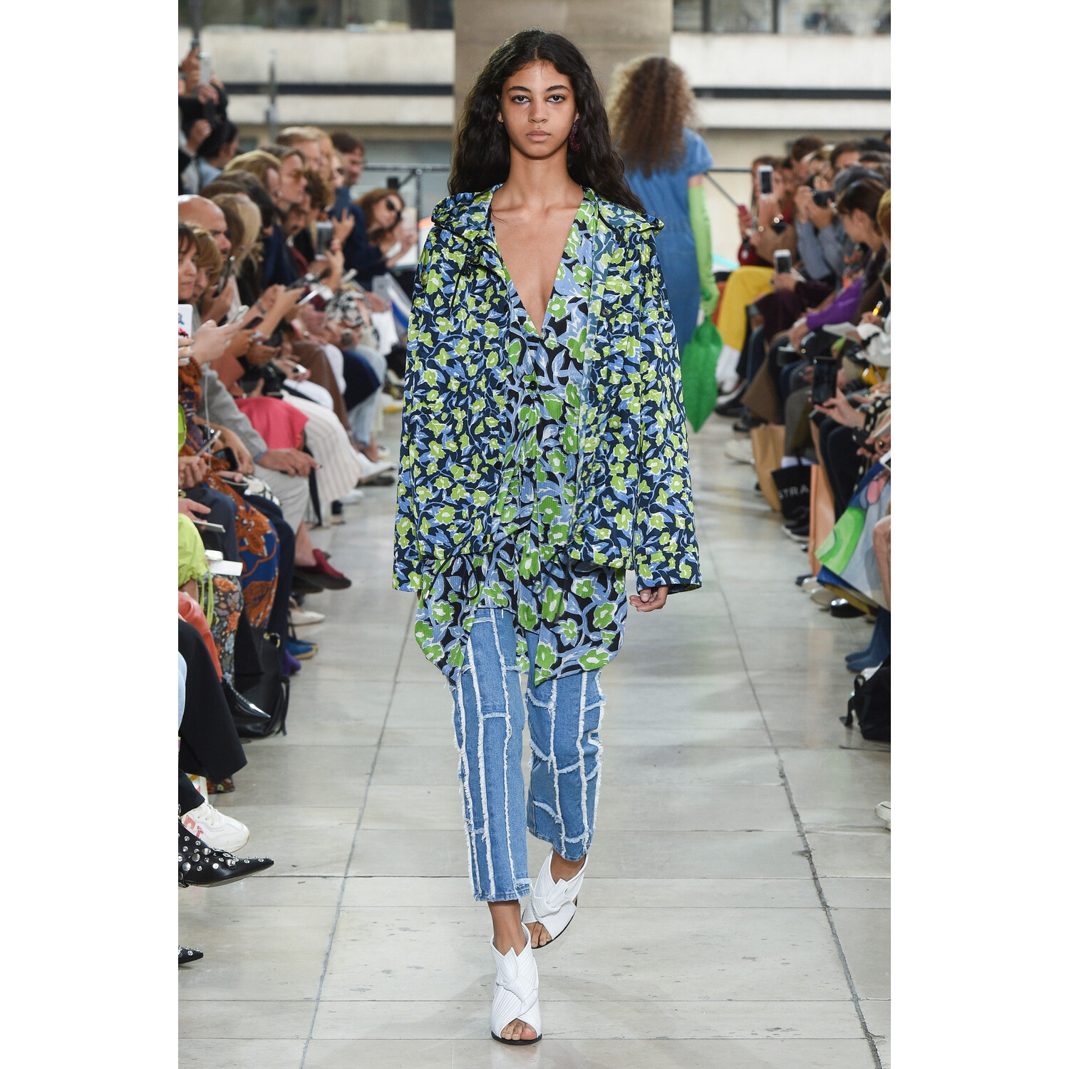 Фото Christian Wijnants Spring 2019 PFW / Christian Wijnants весна-лето 2019 Неделя моды в Париже