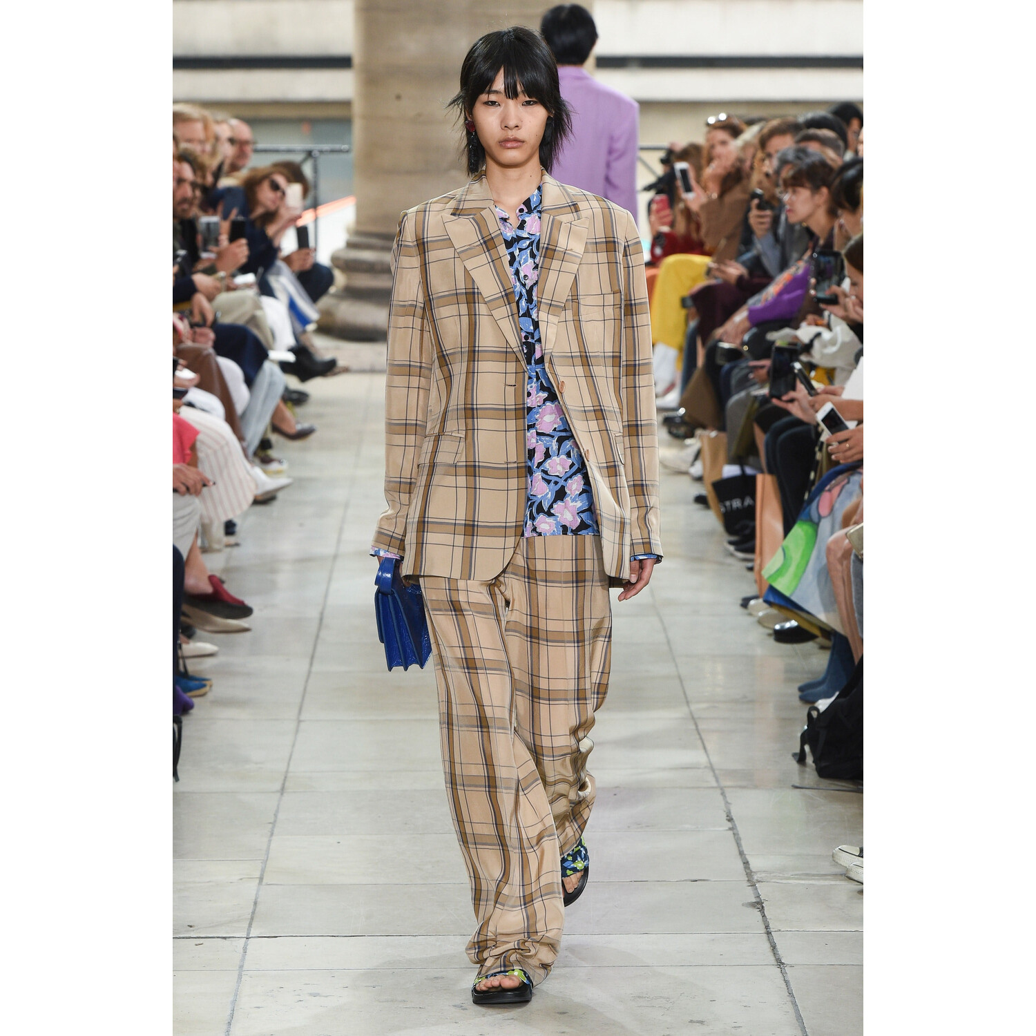 Фото Christian Wijnants Spring 2019 PFW / Christian Wijnants весна-лето 2019 Неделя моды в Париже