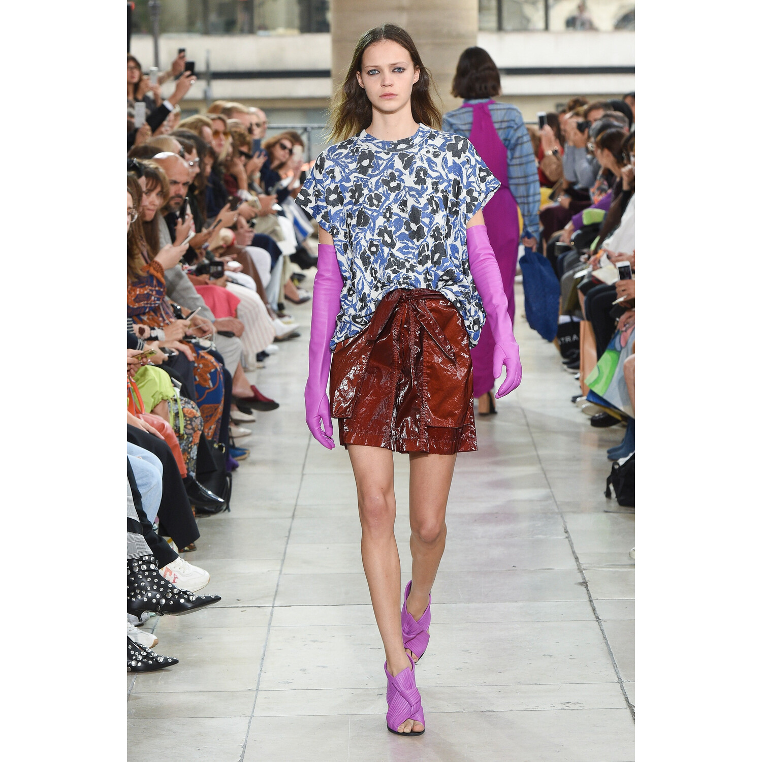 Фото Christian Wijnants Spring 2019 PFW / Christian Wijnants весна-лето 2019 Неделя моды в Париже