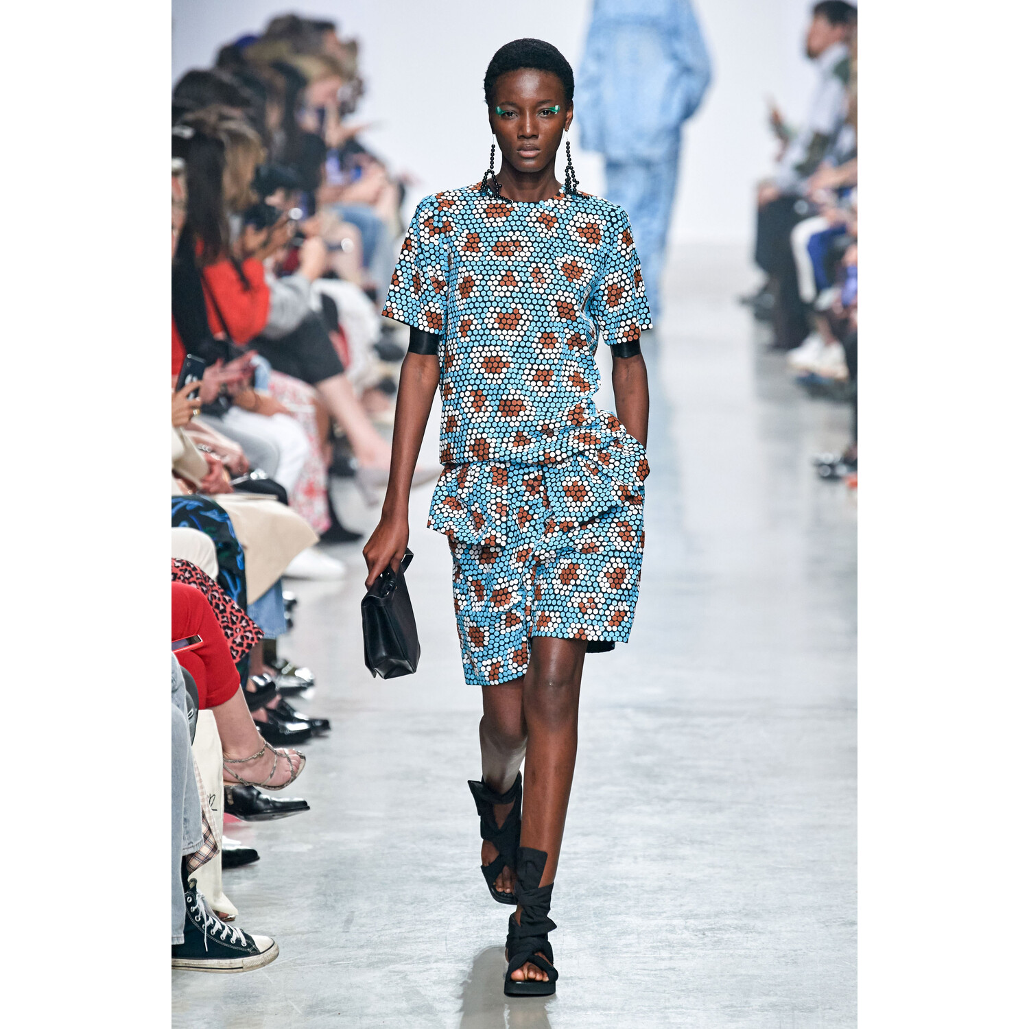 Фото Christian Wijnants Spring 2020 / Christian Wijnants весна-лето 2020 / Неделя моды: Париж