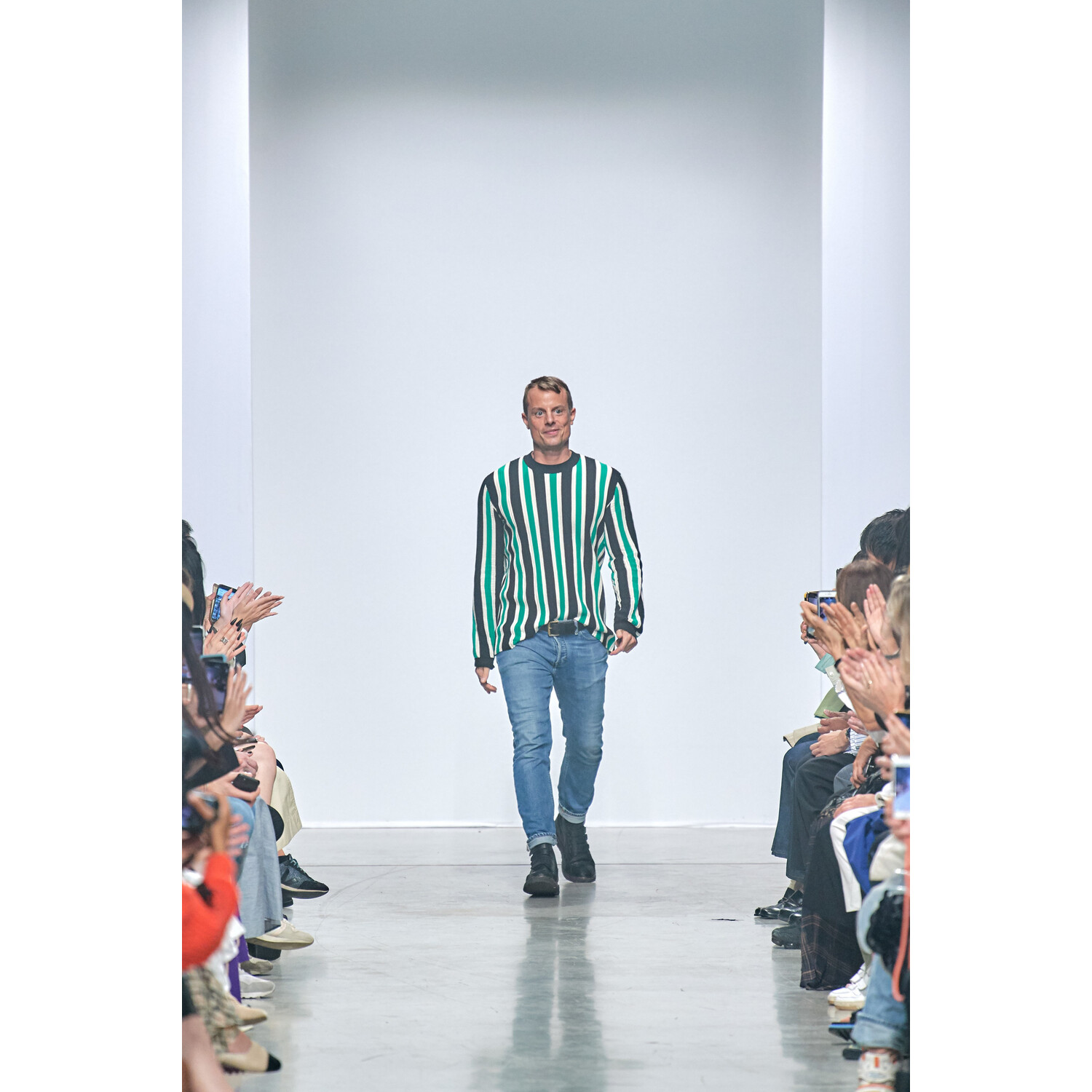 Фото Christian Wijnants Spring 2020 / Christian Wijnants весна-лето 2020 / Неделя моды: Париж