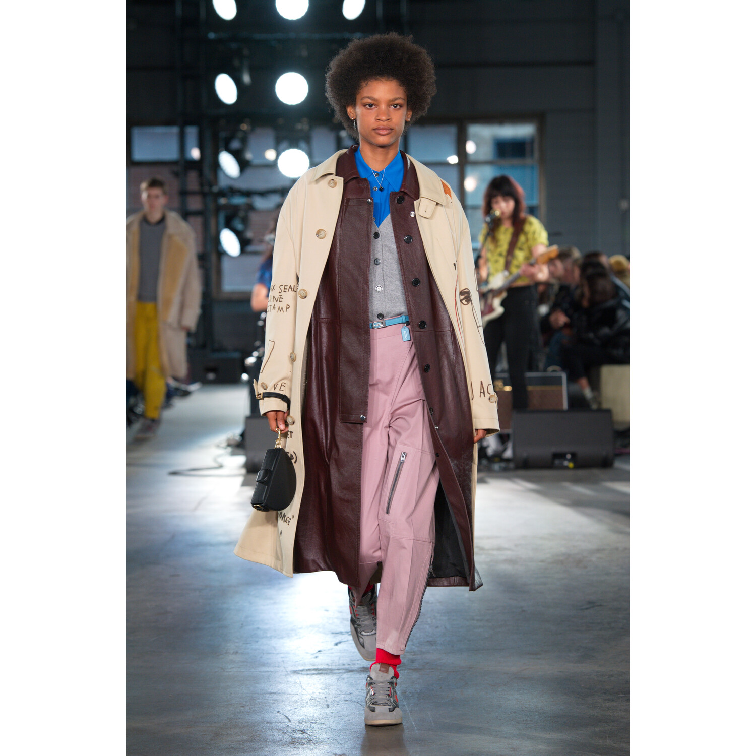 Фото Coach Fall 2020 Ready-to-Wear / Coach осень 2020 / Неделя моды в Нью-Йорке